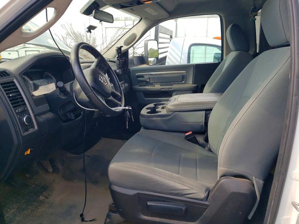 2017 RAM 5500 REG CAB CHASSIS