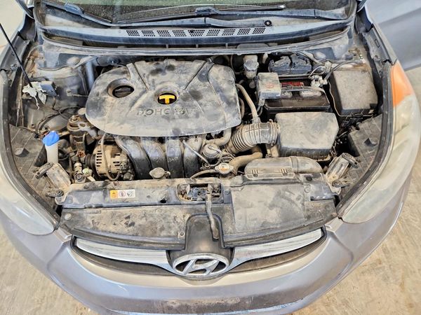 2013 HYUNDAI ELANTRA