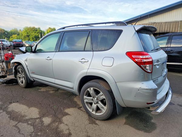 2012 TOYOTA RAV4 Sports