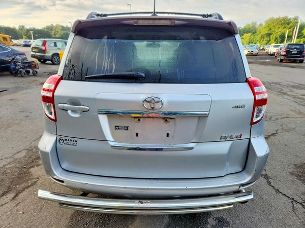 2012 TOYOTA RAV4 Sports