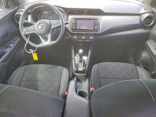2020 NISSAN KICKS