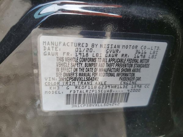 2020 NISSAN KICKS