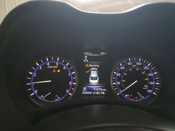 2016 INFINITI Q50