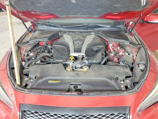 2016 INFINITI Q50