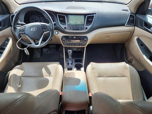 2017 HYUNDAI TUCSON