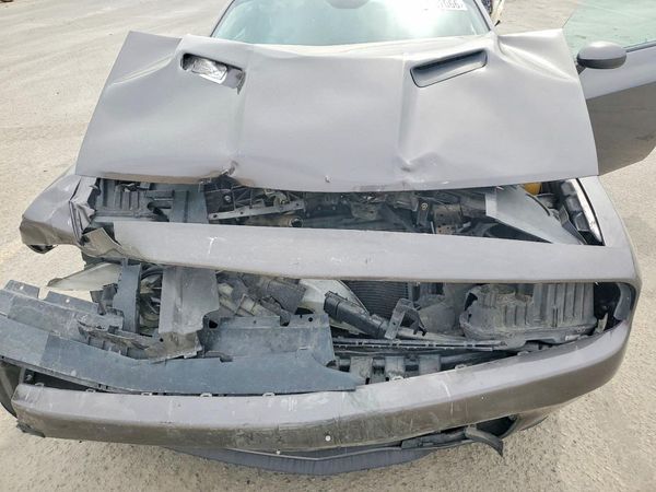 2015 DODGE CHALLENGER SXT
