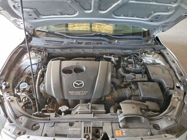 2017 MAZDA 3 Grand Touring — Engine bay