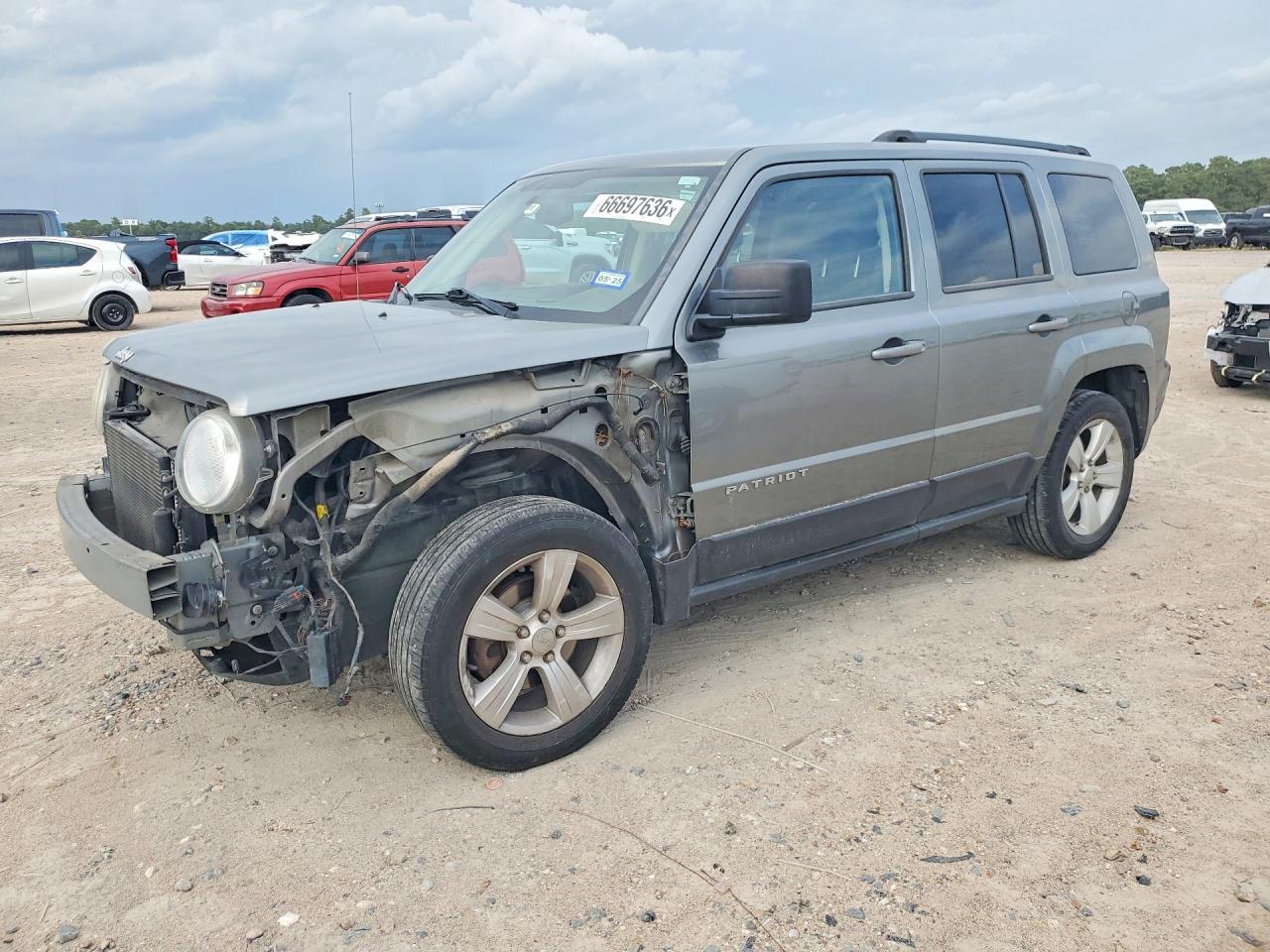 2014 JEEP PATRIOT Latitude