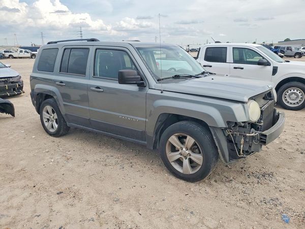 2014 JEEP PATRIOT Latitude