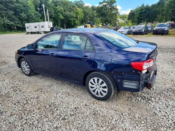 2012 TOYOTA COROLLA