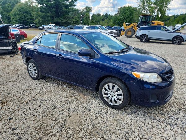2012 TOYOTA COROLLA