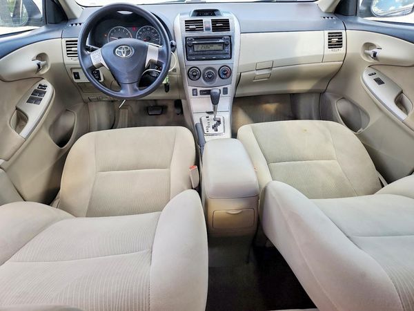 2012 TOYOTA COROLLA