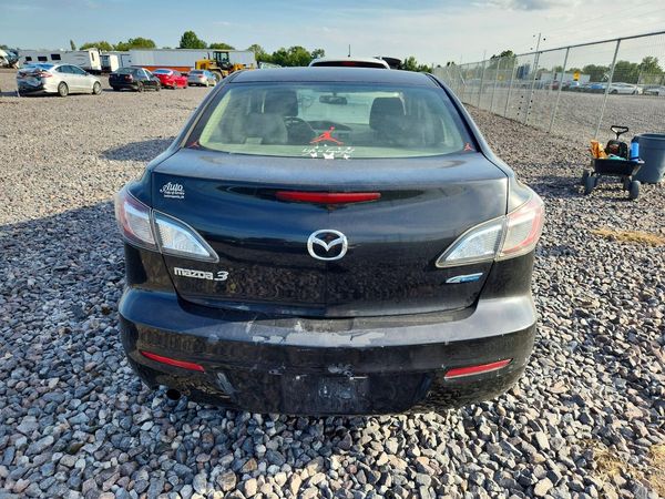 2013 MAZDA 3 Sport/GX