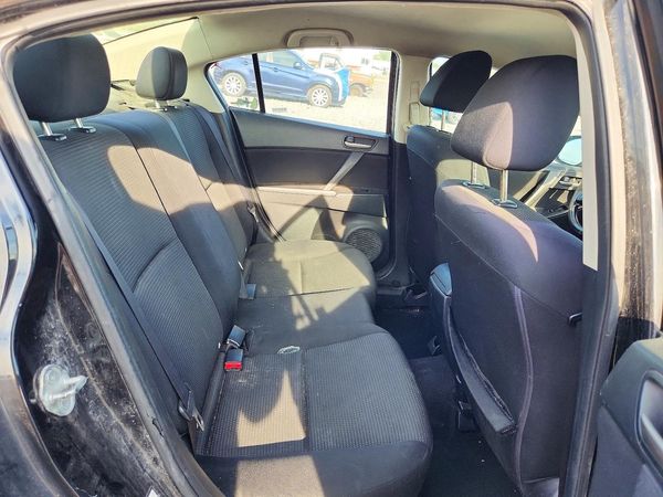 2013 MAZDA 3 Sport/GX