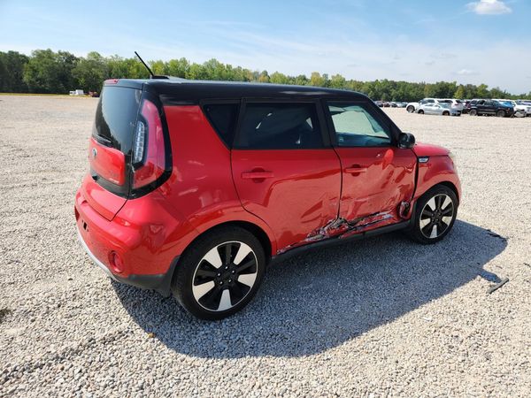 2018 KIA SOUL