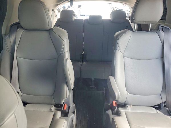2021 TOYOTA SIENNA