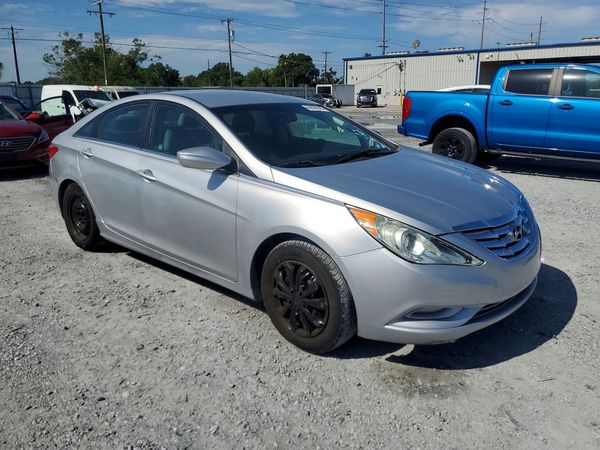 2012 HYUNDAI SONATA