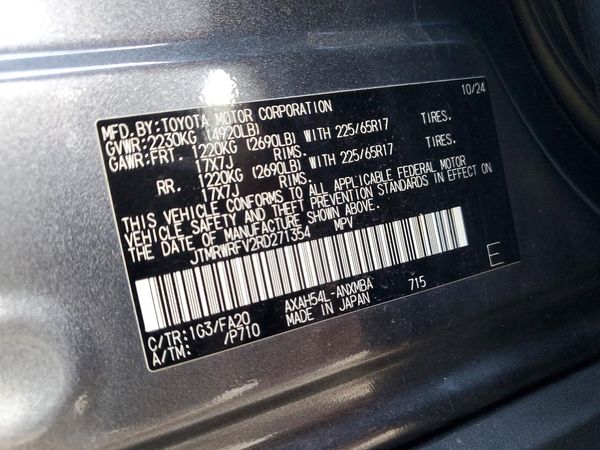 2024 TOYOTA RAV4 XLE