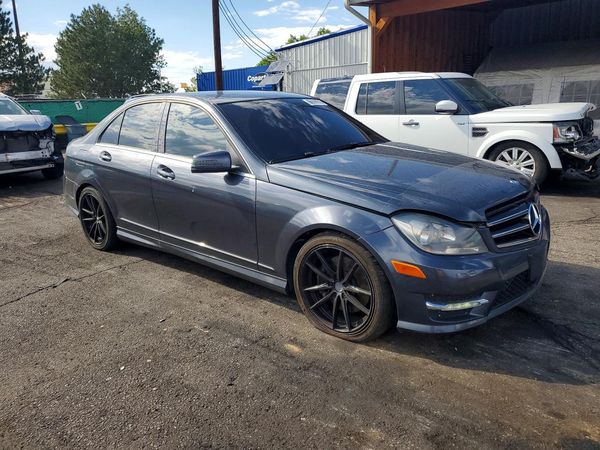 2014 MERCEDES-BENZ C C300 4 MATIC
