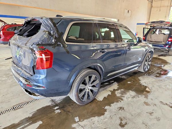 2022 VOLVO XC90 Inscription