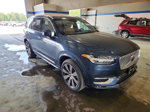 2022 VOLVO XC90 Inscription