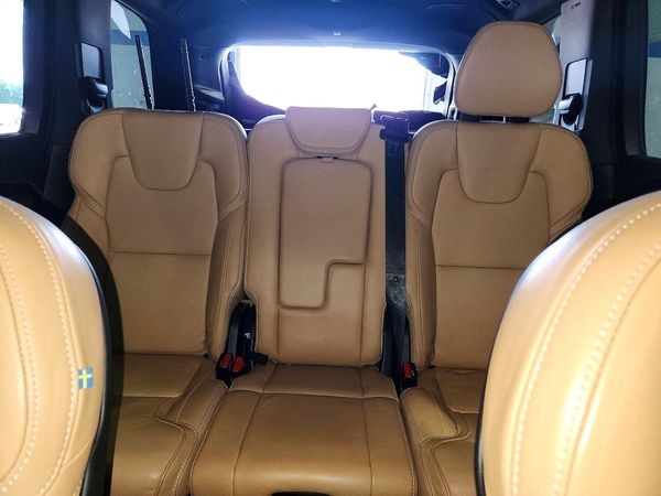 2022 VOLVO XC90 Inscription