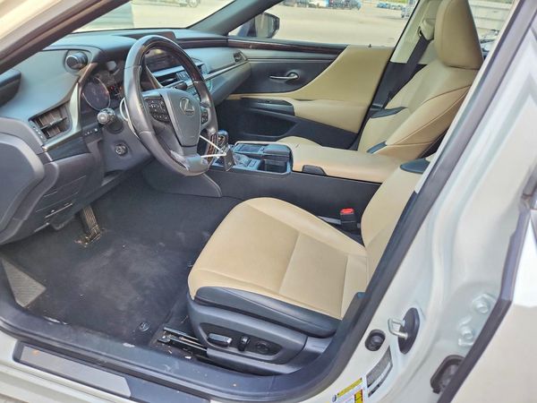 2021 LEXUS ES 350