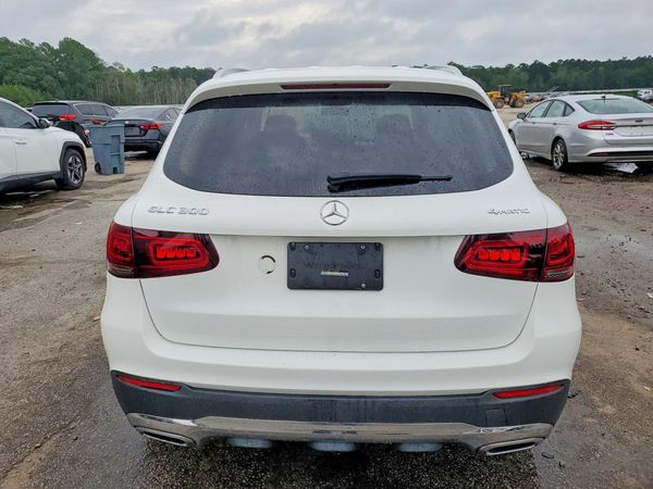 2023 MERCEDES-BENZ GLC