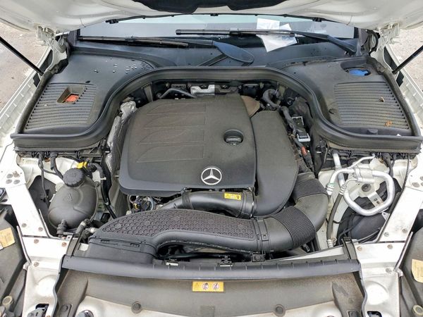 2023 MERCEDES-BENZ GLC