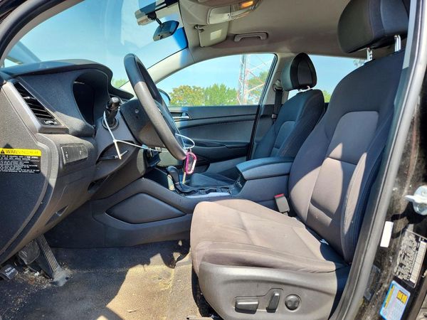 2017 HYUNDAI TUCSON
