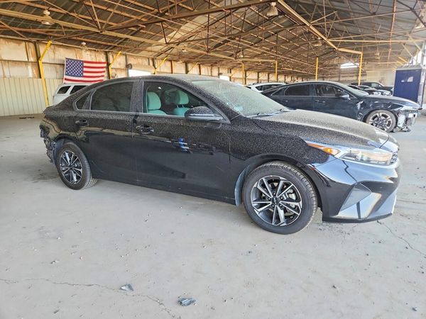 2022 KIA FORTE