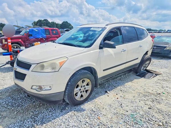 2012 CHEVROLET TRAVERSE LS