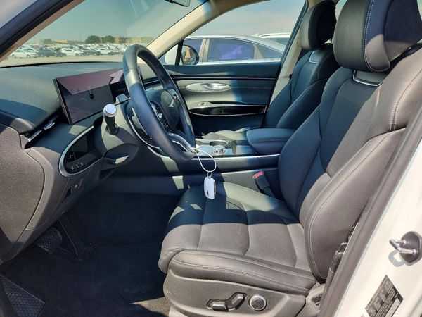 2026 GENESIS GV70