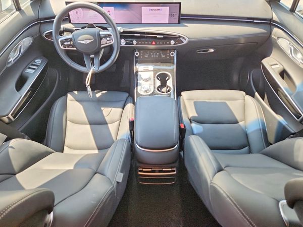 2026 GENESIS GV70