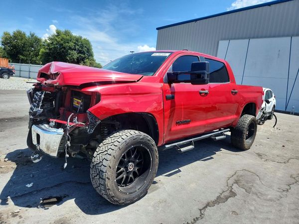 2020 TOYOTA TUNDRA