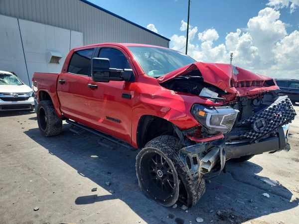 2020 TOYOTA TUNDRA