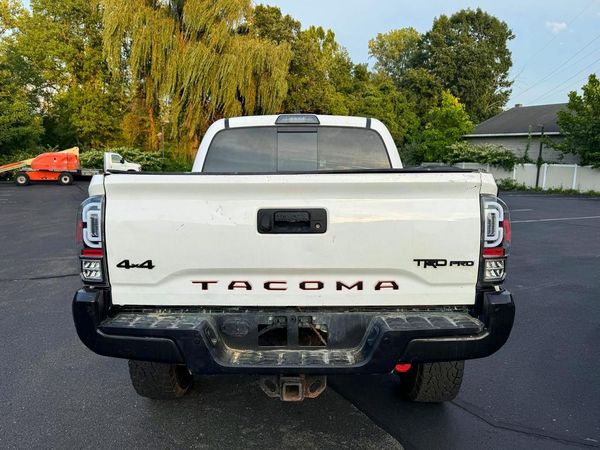2019 TOYOTA TACOMA SR5