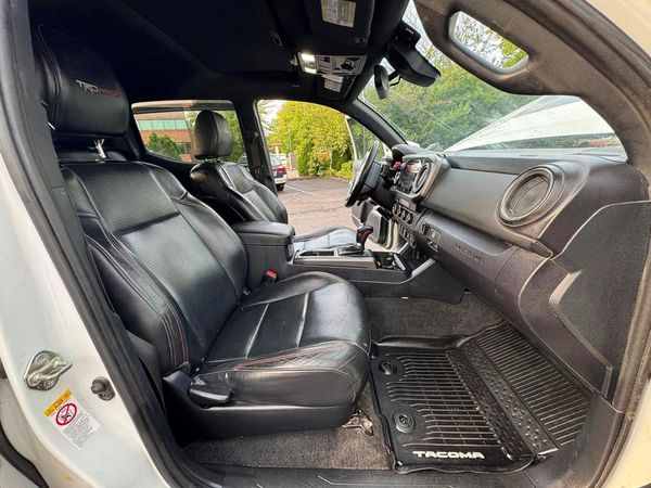 2019 TOYOTA TACOMA SR5