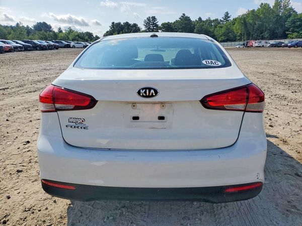 2017 KIA FORTE