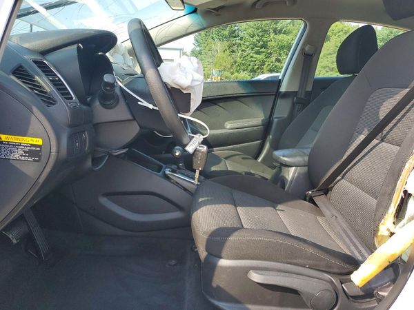 2017 KIA FORTE