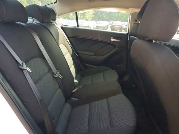 2017 KIA FORTE