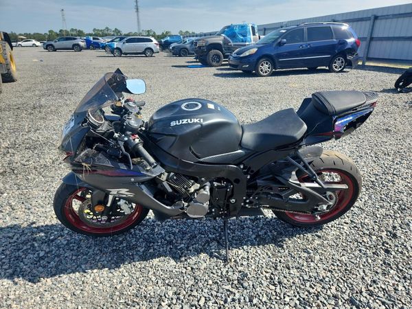 2026 SUZUKI GSXR600