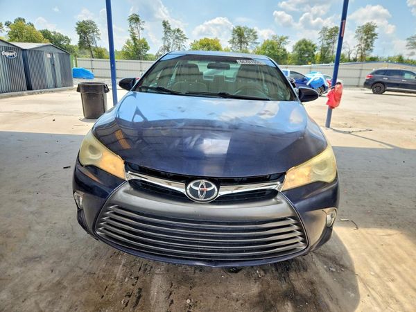 2015 TOYOTA CAMRY