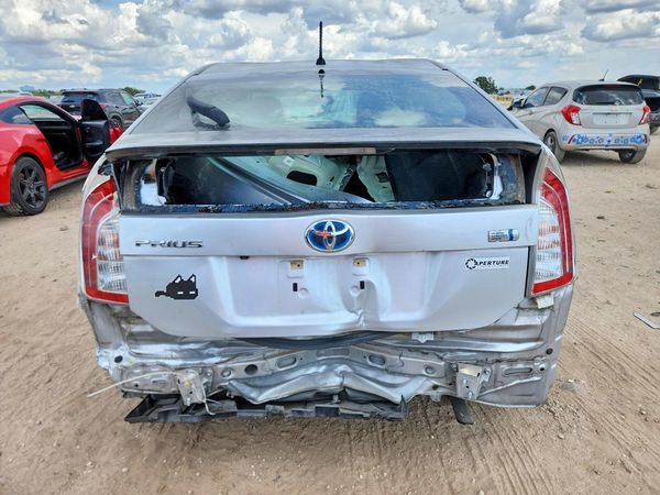 2015 TOYOTA PRIUS