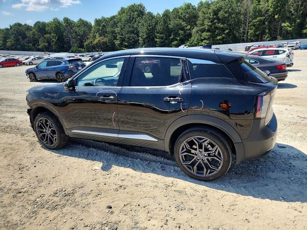 2025 NISSAN KICKS SR