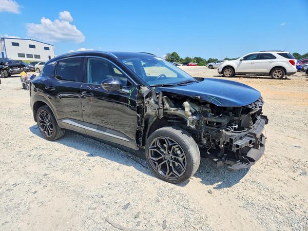 2025 NISSAN KICKS SR