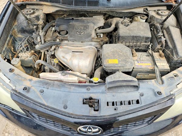 2014 TOYOTA CAMRY