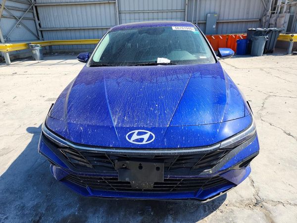 2024 HYUNDAI ELANTRA