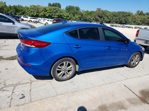2018 HYUNDAI ELANTRA