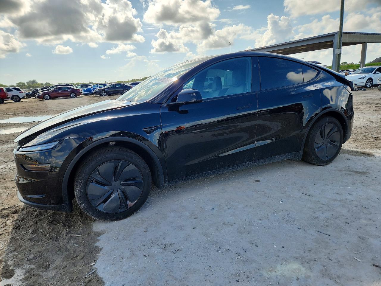 2026 TESLA MODEL Y
